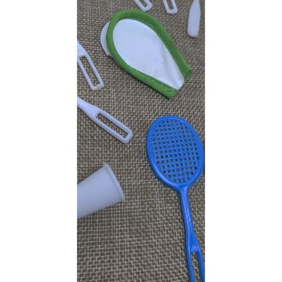 Vintage Barbie 1980s Tennis Rackets Case Megaphone Sports Sport Ken 10 Piece Lot - Picture 4 of 11